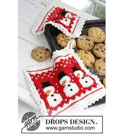 Gebreide pannenlappen voor Kerst gemaakt van Drops Paris