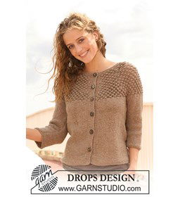 Vest met pas in braambespatroon