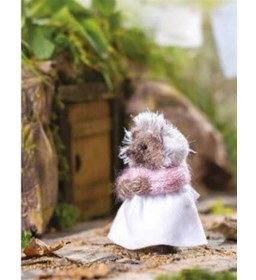 Vrouwtje Plooi gemaakt van DMC borduurgaren 18