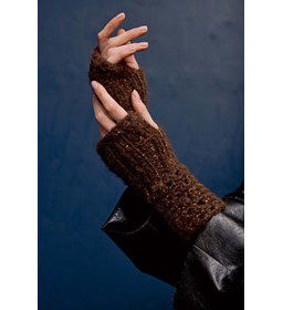 Polswarmers gemaakt van Lang Yarns Baby Lama