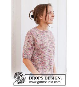 Gebreide top-down damestrui met korte raglanmouwen gemaakt van Breinaalden zonder knop