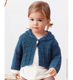 Babyvest met reverkraag gemaakt van Lana Grossa Ecopuno