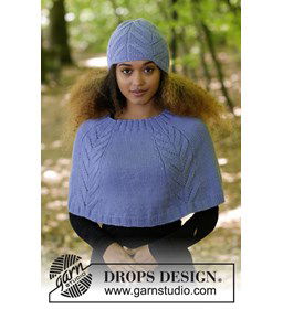 Muts en poncho Laila gemaakt van Drops Nepal