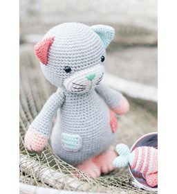 Kat gemaakt van DMC borduurgaren 10