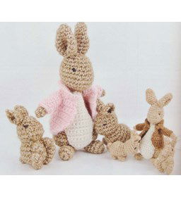 Moederhaas met 2 kleintjes