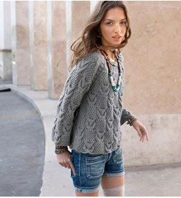 Damestrui met kabels gemaakt van Phildar Phil Looping