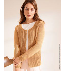 Damesvest met lage ronde hals. gemaakt van Lana Grossa Elastico