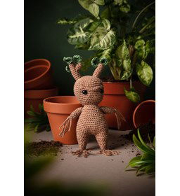 Schreeuwende mandragora gemaakt van Scheepjes Catona 50 - 100 gram