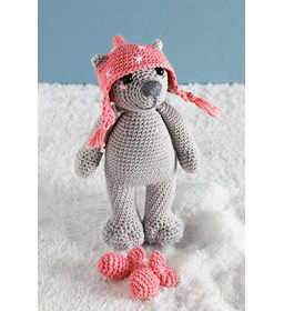 Ijsbeer gemaakt van DMC borduurgaren 2