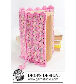 Heartfelt Sleeve Boekenkaft gemaakt van DROPS Fiesta