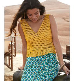 Topje in open haakwerk