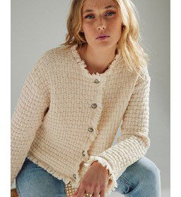 Jasje met gerafelde randen gemaakt van Phildar Phil Coton 3