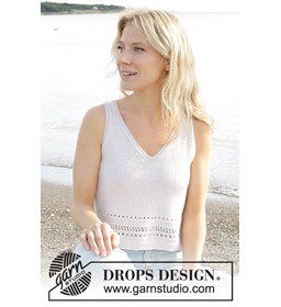 Damestop met kantpatroon en V-hals gemaakt van Drops Safran