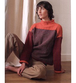 Damestrui met een in kleur afstekende pas gemaakt van Handwerk accesoires