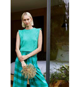 Taps toelopend topje gemaakt van Lang Yarns Wooladdicts Bliss