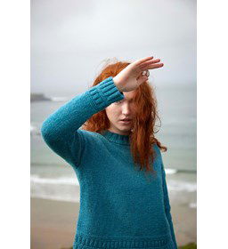 Damestrui met boorden in lijnenspel gemaakt van Boeken Lang Yarns