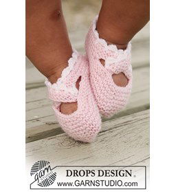 Slofjes gemaakt van Drops Baby Merino