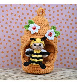 Honingbij met korf gemaakt van Durable Velvet