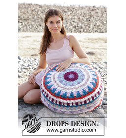 Poef gemaakt van Drops Snow - Eskimo