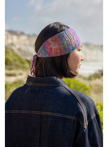 Haakpatroon hoofdband waters edge gemaakt van Lang Yarns Wooladdicts Move