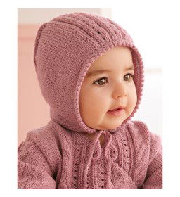 Babymuts met strikkoord