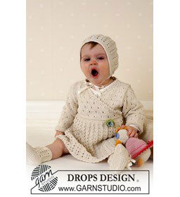 Jurk, muts en sokken gemaakt van Drops Safran