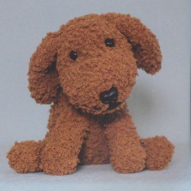 Durable Durable haakpatroon Knuffel hond van ca 23 cm hoog en 20 cm lang.