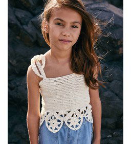 Topje met gehaakte bloemen gemaakt van Phildar Phil Perle 5