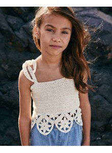 Topje met gehaakte bloemen