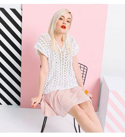 Dames top gemaakt van Phildar Phil Matelot