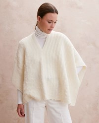 haakpatroon poncho-met-v-hals