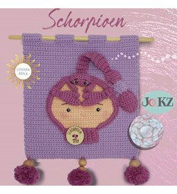 Wandhanger Schorpioen gemaakt van DMC borduurgaren 18