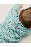 Breipatroon babystruitje Xavius met knoopsluiting in achterpand van andere kant