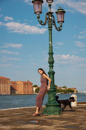 Lange aansluitende damesjurk La Serenissima