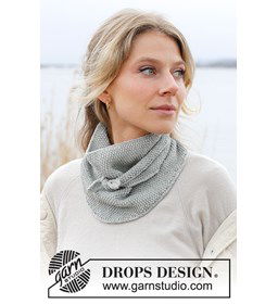 Omslagdoek in gerstekorrel gemaakt van Drops Baby Merino