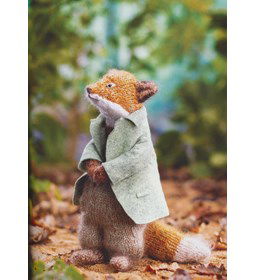 Heer Vos gekleed in jas gemaakt van Drops Alpaca