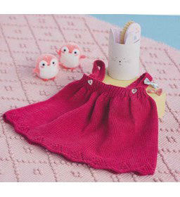 Babyjurkje met schouderbandjes gemaakt van Lang Yarns Merino 120 en 120 Color