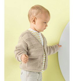 Jongensvest gemaakt van knopen