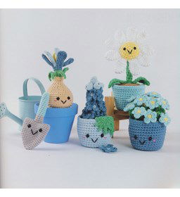 Blauw gekleurde bloemenpracht gemaakt van Durable Coral