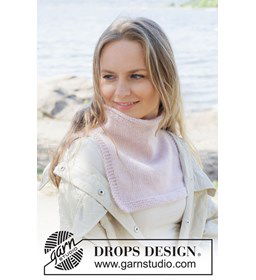 Petal Kiss Neck Warmer gemaakt van Drops Daisy