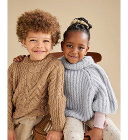 Kindertrui op pendikte 5,5 gemaakt van Phildar Phil Looping