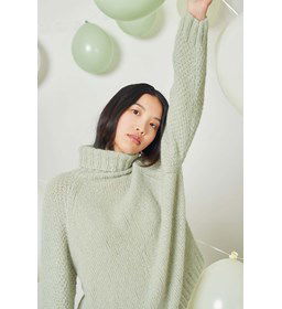 Damestrui met hoge dubbele col gemaakt van Lang Yarns Malou Light uni en color