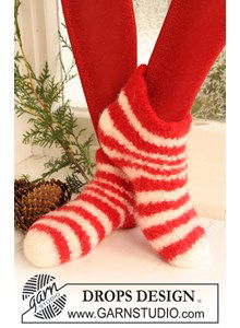 Gevilte sloffen met strepen 