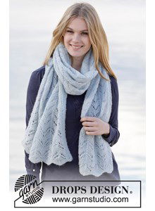 Stola met kantpatroon