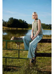 Mouwloos damestruitje met ronde hals