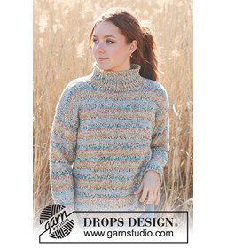 Damestrui met hoge col gemaakt van Drops Fabel