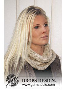 Halswarmer met rolranden 