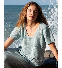 kort mouwen shirt met lage ronde hals gemaakt van Lana Grossa Gioia