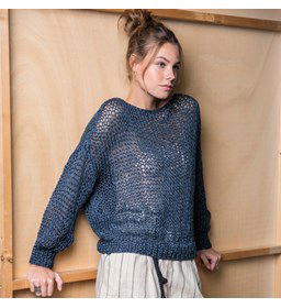 Open gebreide rechte wijde damestrui.