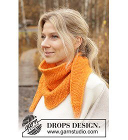 Omslagdoek in ribbelsteek gemaakt van Drops Air